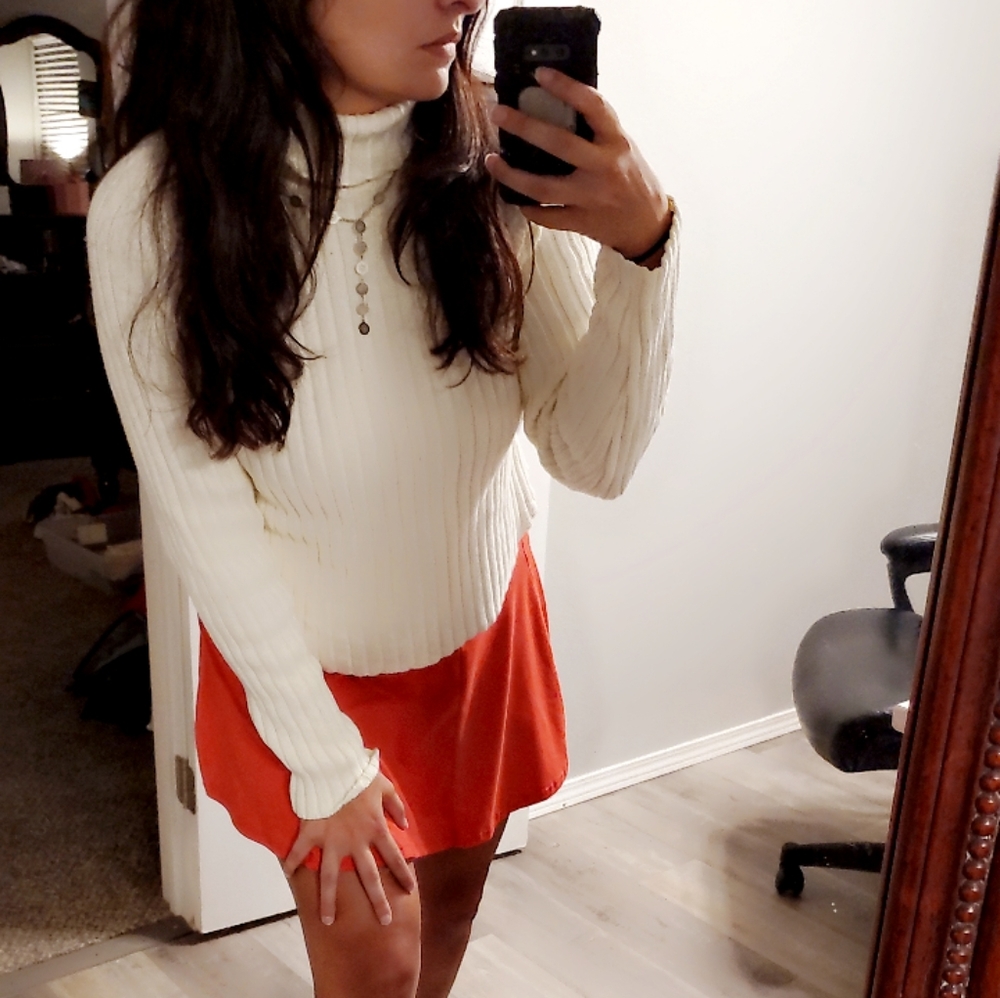 Turtleneck white sweater